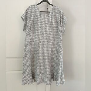LOFT Plus Checked Jacquard Flare Dress - whisper white - size 26